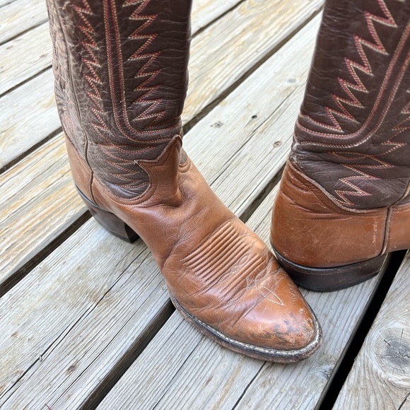 Tony Lama Cowboy Boots - Picture 5 of 8